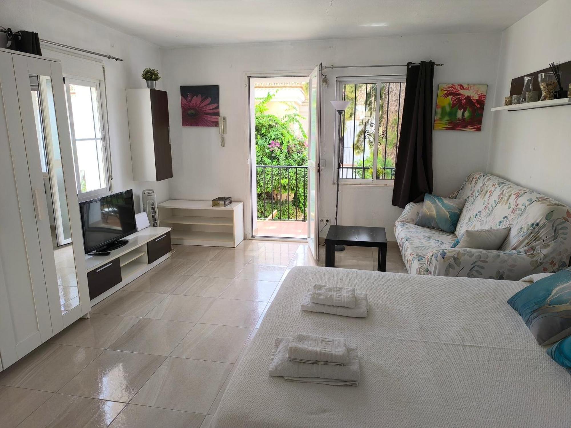 Estudio A 50Mt Del Mar, Zona Palacio De Congresos - Apto 4 Estepona Bagian luar foto